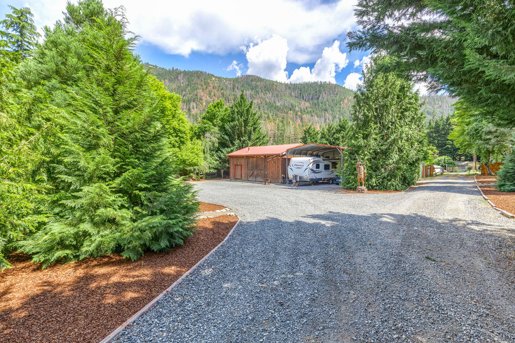 8141 Upper Applegate Road Listed by Doug Morse, Principal Broker with ...