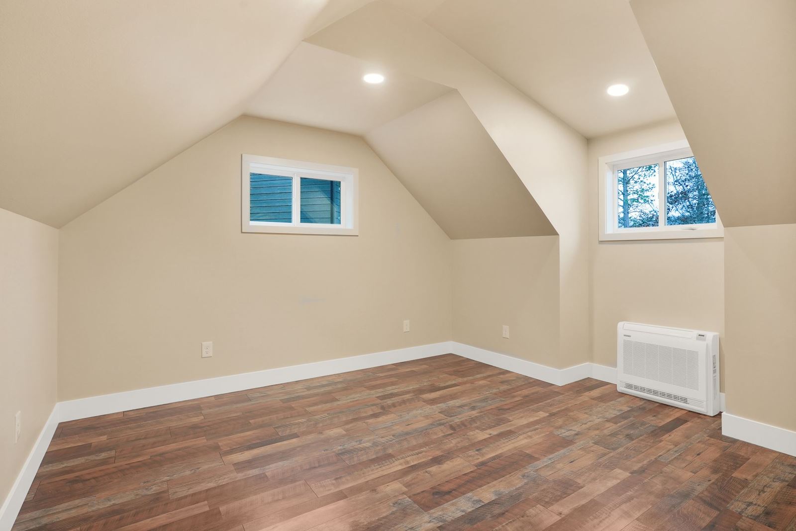 ADU bedroom at 13827 E 46th Ave in the Spokane Valley area of Spokane, WA 99206.
