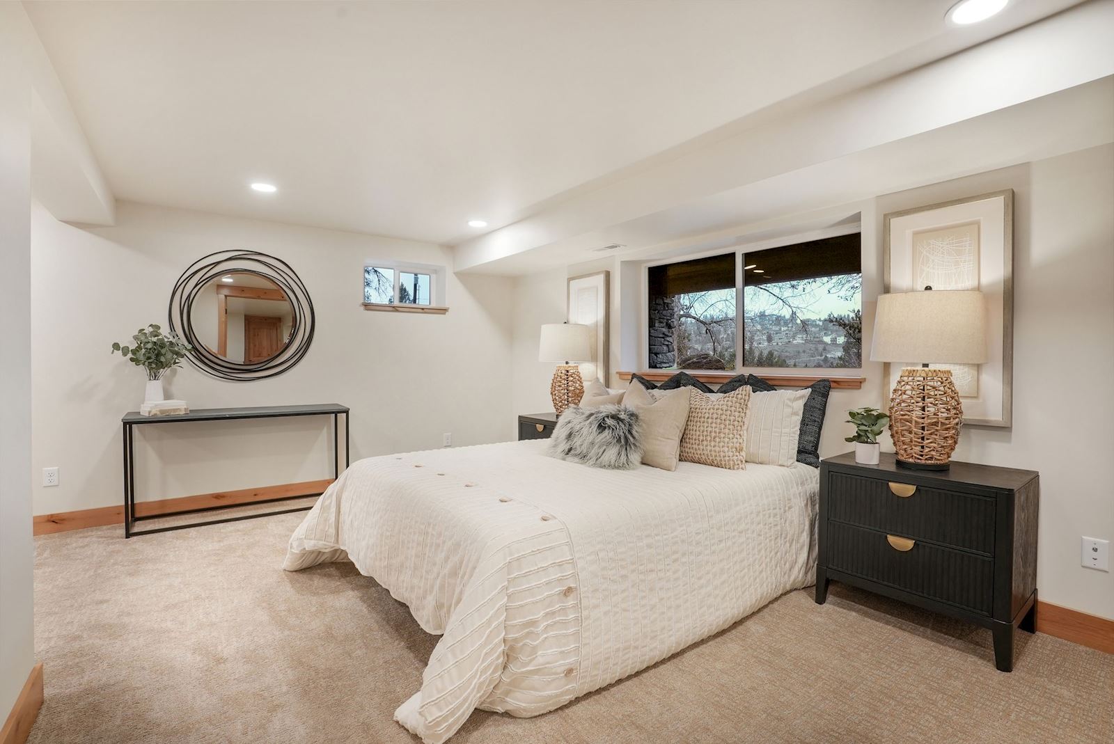 Downstairs mother-in-law suite at 13827 E 46th Ave in the Spokane Valley area of Spokane, WA 99206.