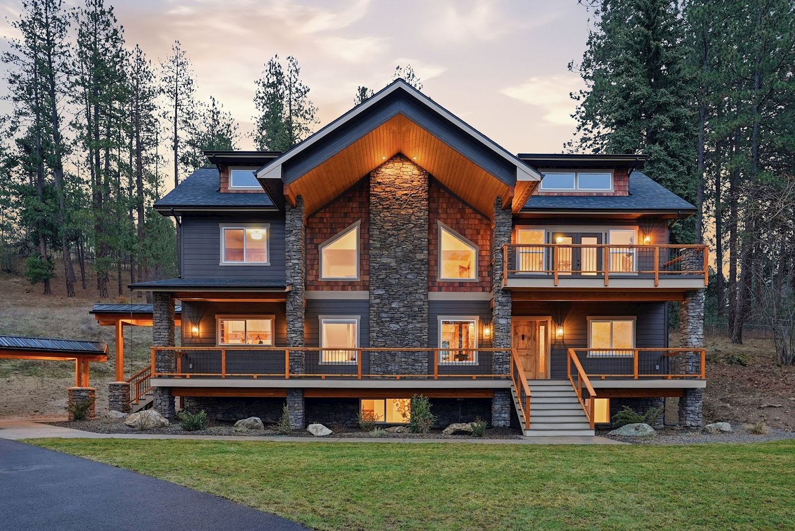 Exterior large windows at 13827 E 46th Ave in the Spokane Valley area of Spokane, WA 99206.