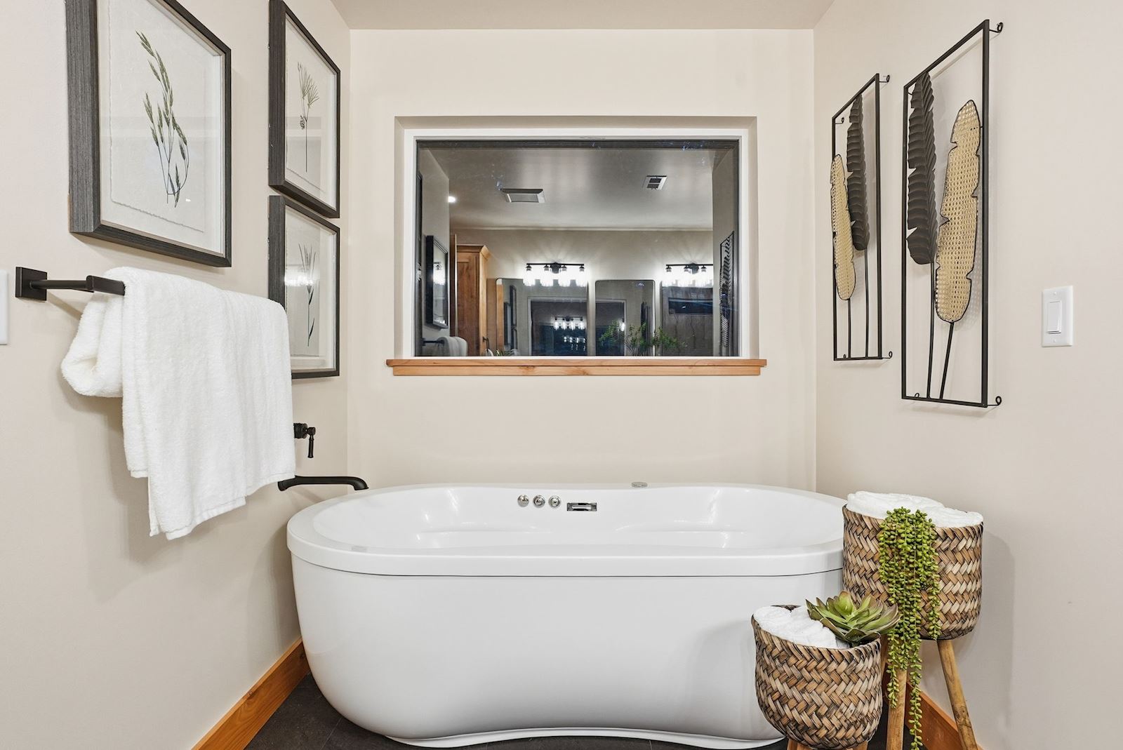 Primary bathroom garden tub at 13827 E 46th Ave in the Spokane Valley area of Spokane, WA 99206.