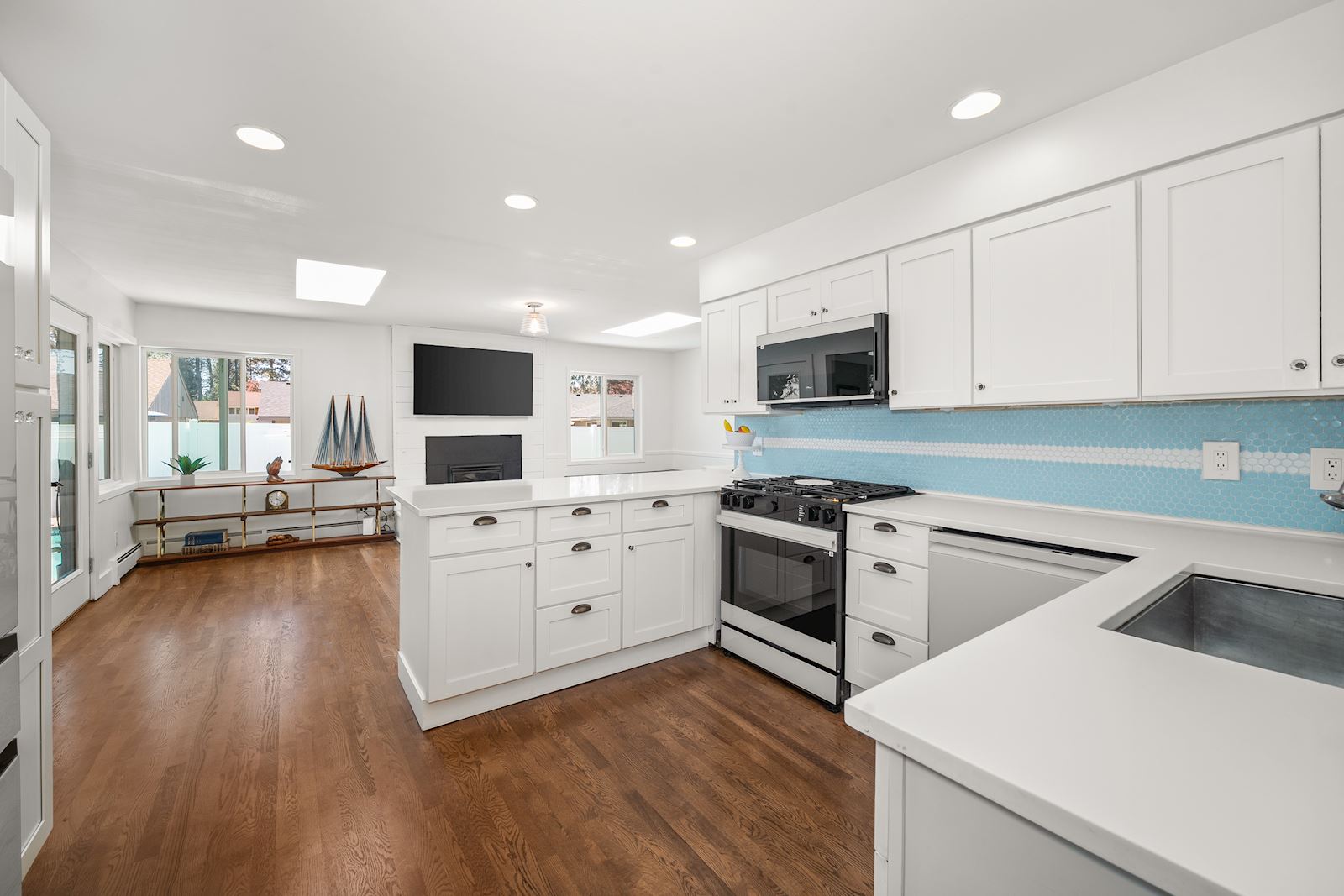 Quartz Countertops and Custom Cabinetry at 4206 S Pittsburg St Spokane WA