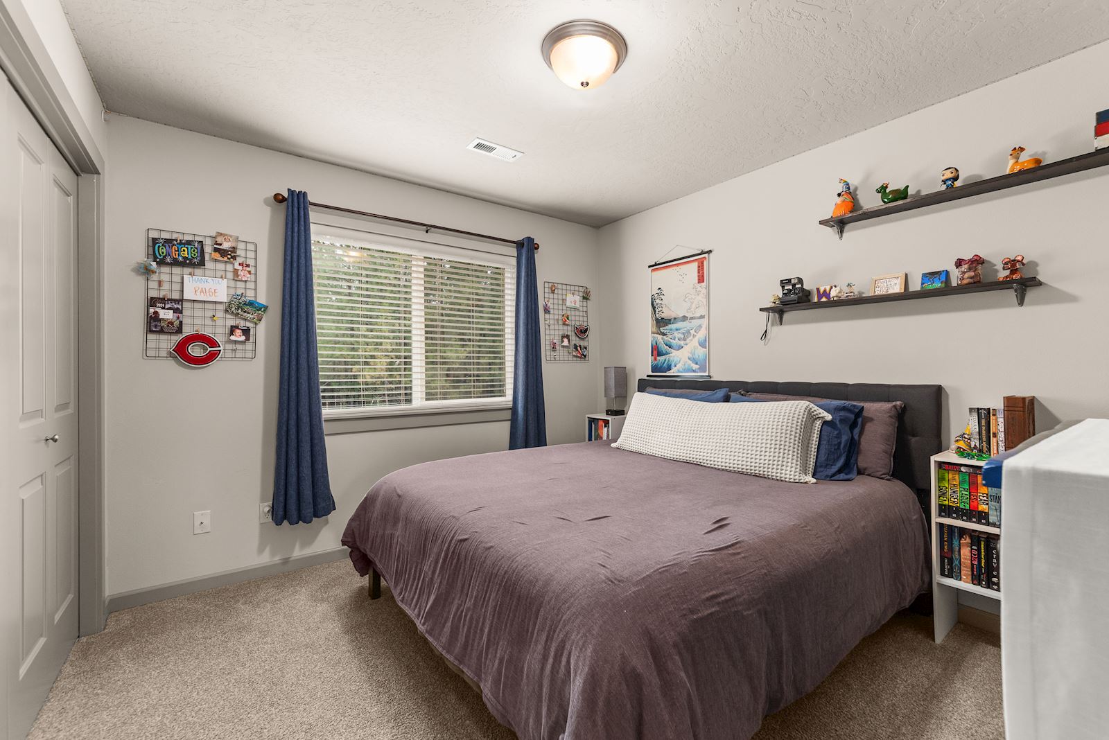 Bedroom at 7132 S Pheasant Ridge Dr in Eagle Ridge Spokane WA.