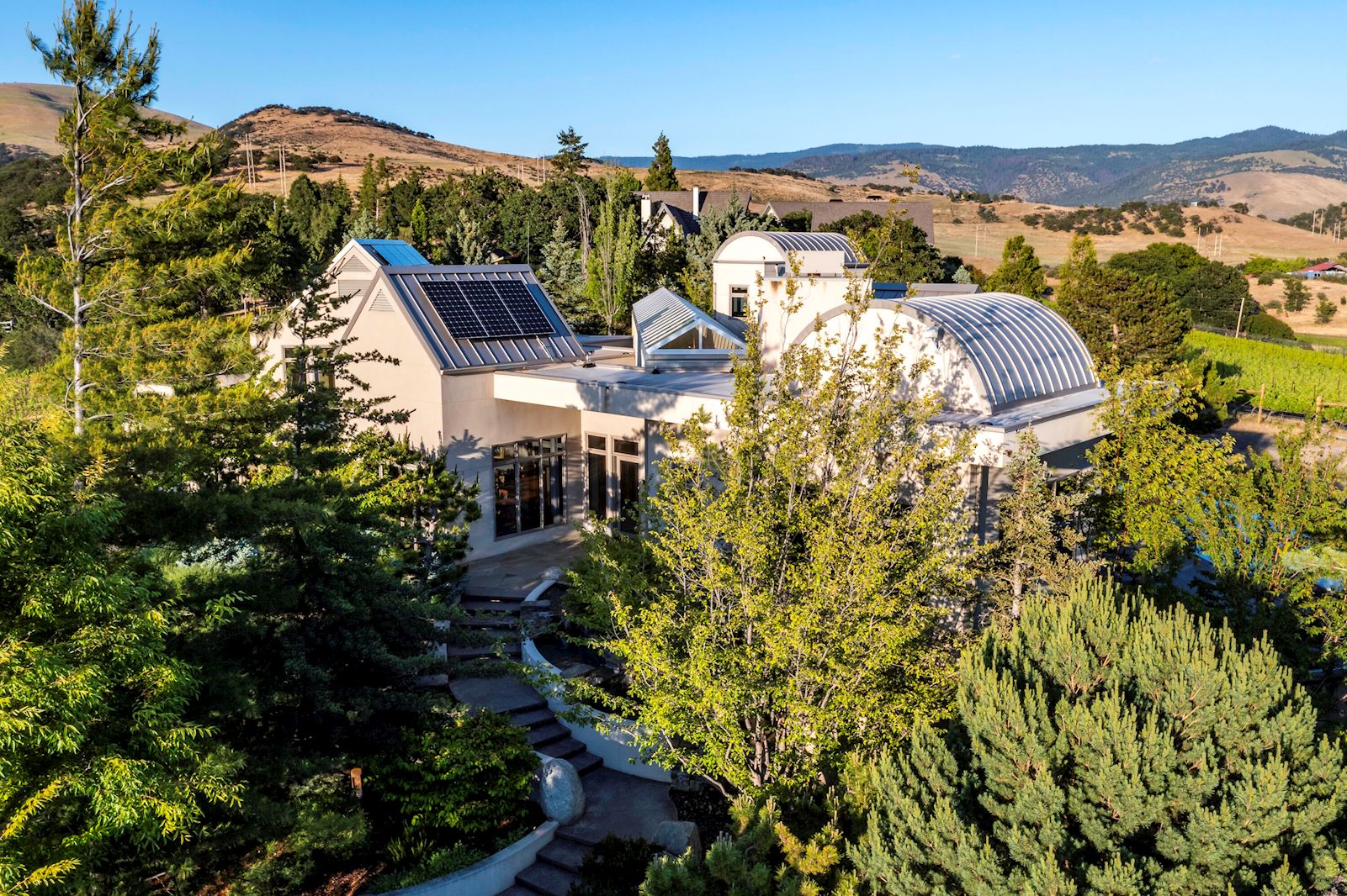 786 Pompadour Drive 1