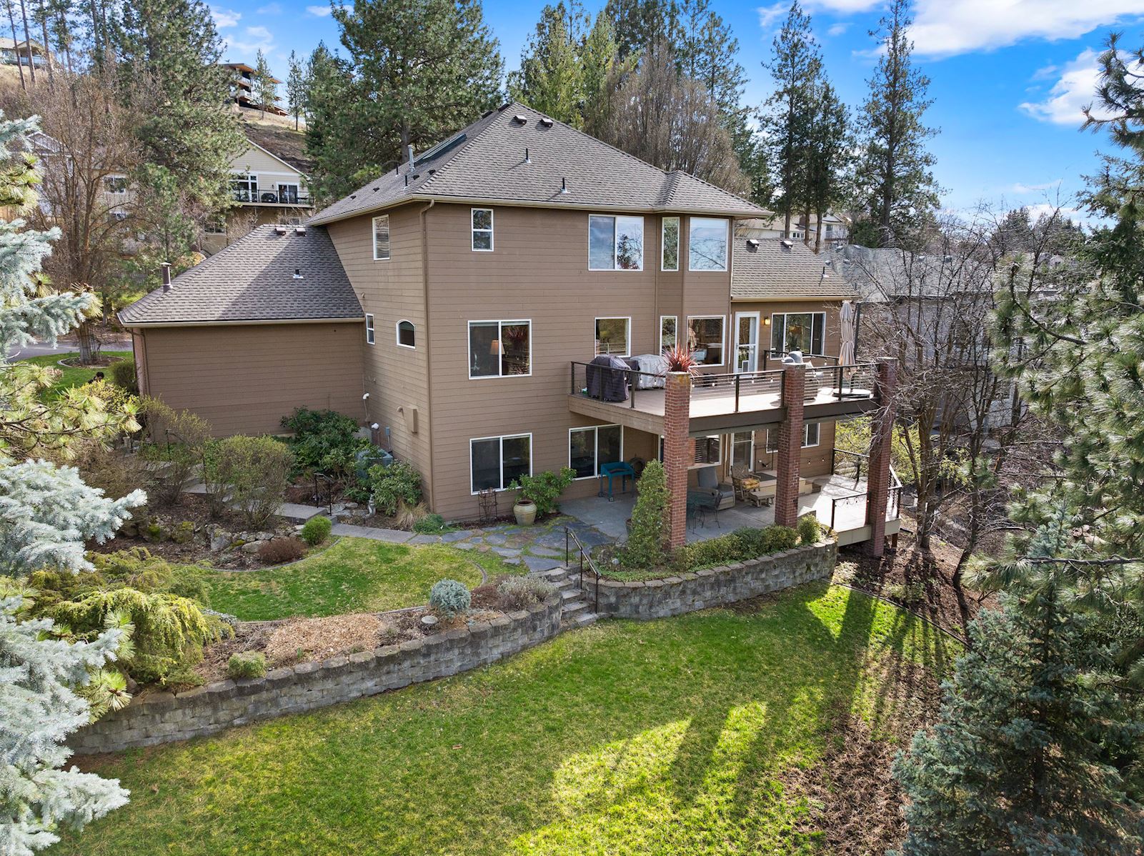 Multi-level outdoor decking with Mt. Spokane views at 4805 E Gleneagle Ln, Spokane WA