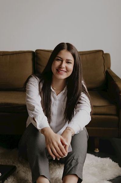 Sarah Aguirre ready to help with a home purchase